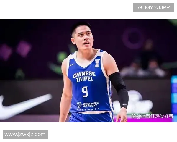 陈盈骏全场状态低迷14投仅4中末节遭遇违体犯规失去进攻机会